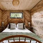 Feuille - Glamping On A Vineyard - Wooden Savigne