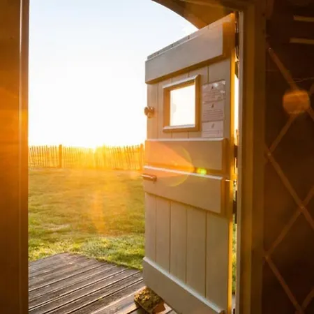 Feuille - Glamping On A Vineyard - Wooden Campingplatz