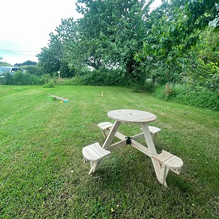 Feuille - Glamping On A Vineyard - Wooden